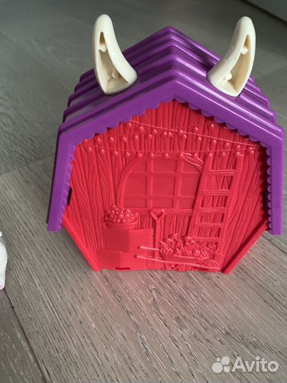 Домик коровы энчантималс