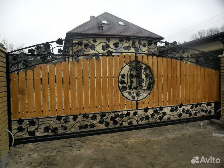 Ворота, заборы из профнастила