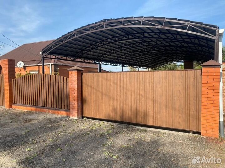 Заборы из штакетника