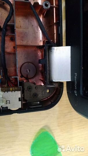 HP Pavilion G7 дисплей в сборе с петлями