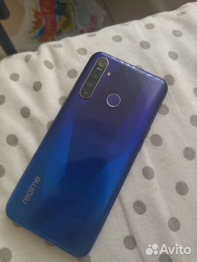 realme 5 Pro, 4/128 ГБ