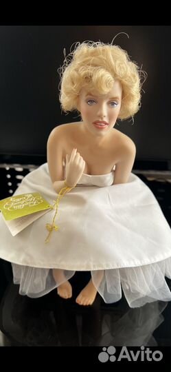 Кукла коллекционная Monro