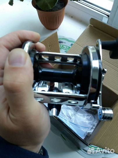 Мультипликаторная катушка Penn Jigmaster 500L