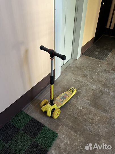 Самокат детский трехколесный