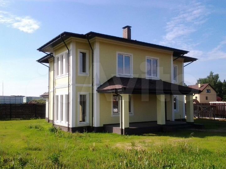 Дом 226 м² на участке 12 сот.