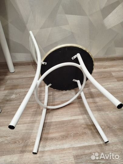 Кухонные стулья бу 4 шт