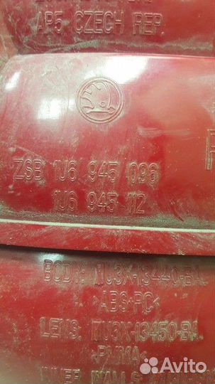 Фонарь правый Skoda Octavia