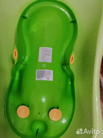 Ванночка для купания с горкой