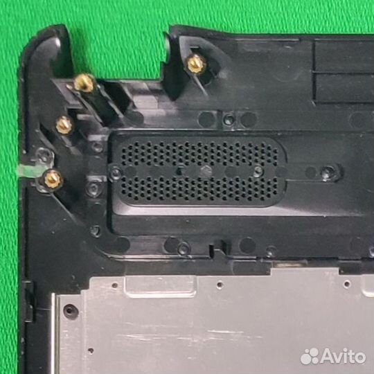 Топкейс MSI MS-16Y1