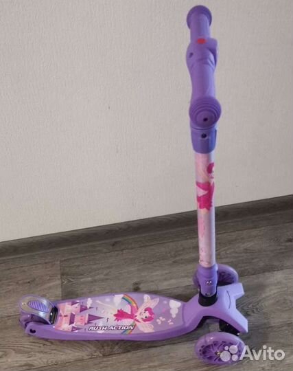 Самокат детский трехколесный складной