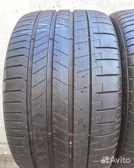 Pirelli P Zero 305/30 R21 97Y