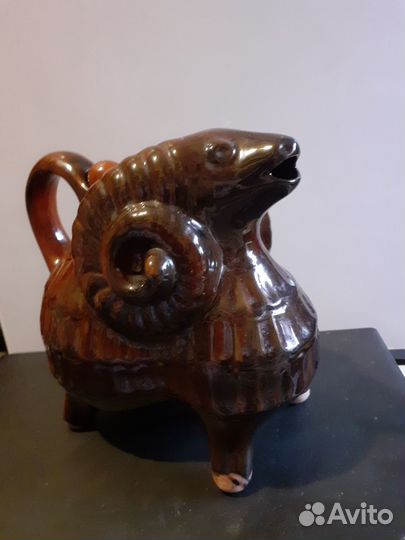 Рама и рамки для картин: дерево пластик