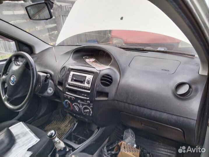 Запчасти на Джили МК