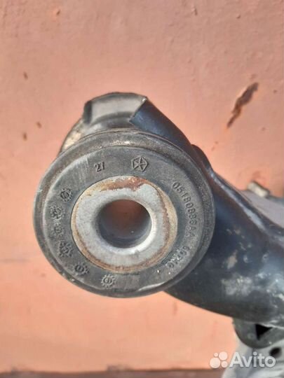 Подрамник передний Jeep Grand Cherokee WK2 идеал с