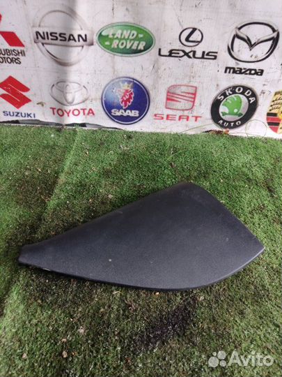 Уголок двери передний правый Chevrolet Aveo T200