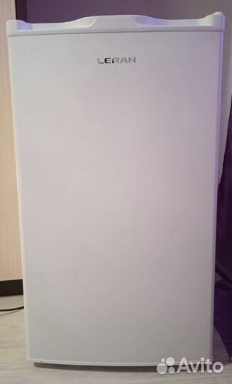 Продаю маленький холодильник leran