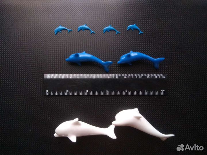 Фигурки: парусники, штурвалы, якоря, улитки