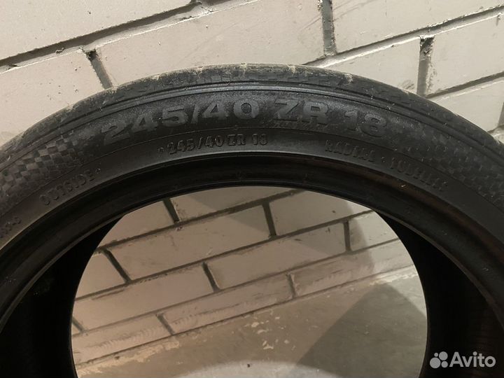 Continental ComfortContact - 1 245/45 R18 ZR