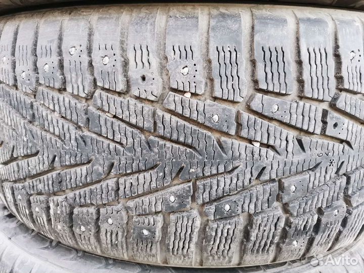 Nokian Tyres Hakkapeliitta 7 SUV 265/45 R21