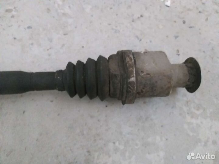 Привод Рено Логан 2009г.в