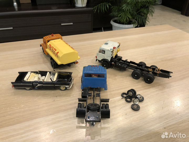 Модельки автомобилей СССР 1:43 на запчпсти