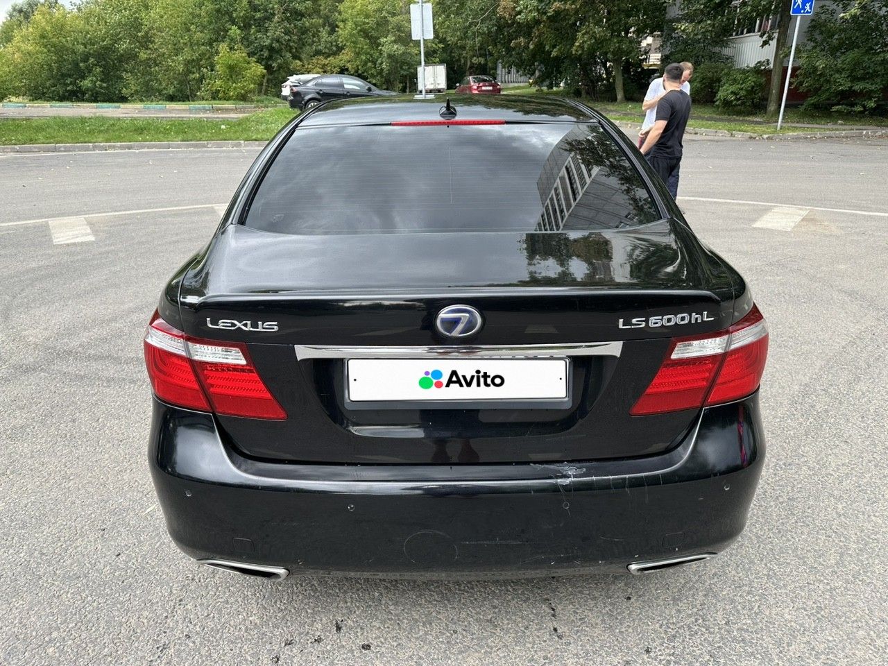 Lexus LS: фото владельца