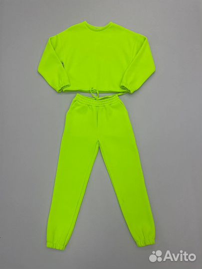 Спортивный костюм женский