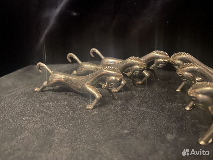 Порт-куто. Подставки под столовые приборы