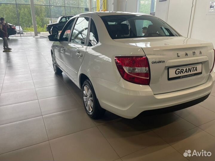 LADA Granta 1.6 МТ, 2023