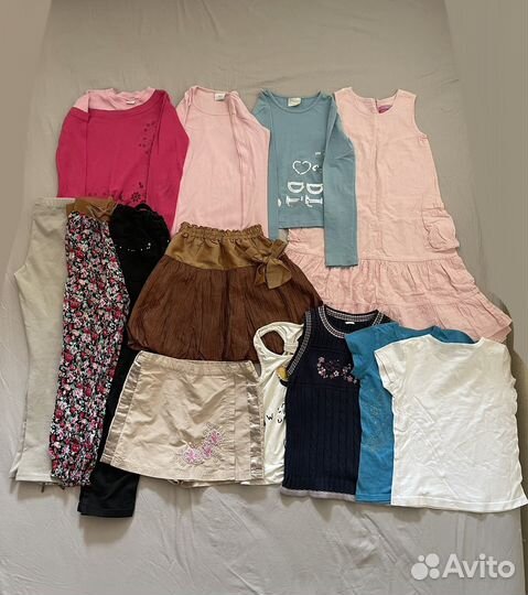 Летние вещи на девочку(134-140 см) пакетом