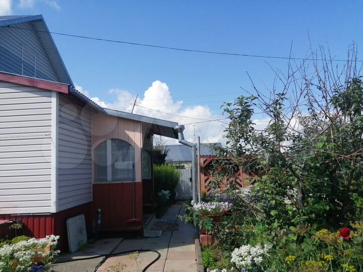 Дом 61,5 м² на участке 5 сот.