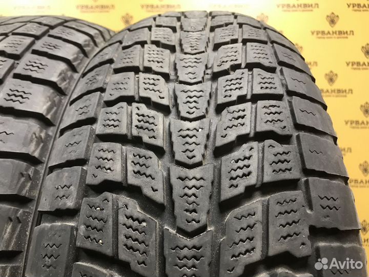 Dunlop Grandtrek SJ6 215/70 R16 99Q