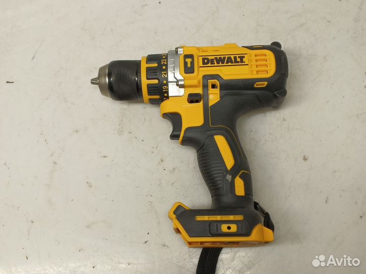 Аккумуляторная дрель шуруповерт DeWalt