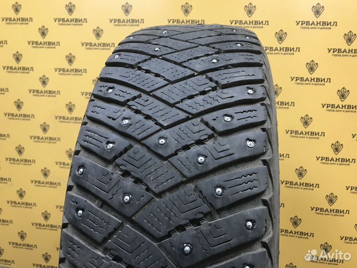 Goodyear Ultragrip Ice Arctic 215/60 R16 99T