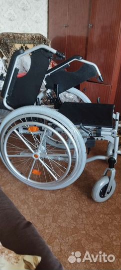 Коляска инвалидная