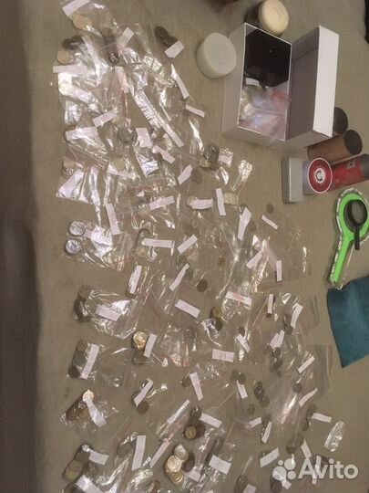 Продаю монеты