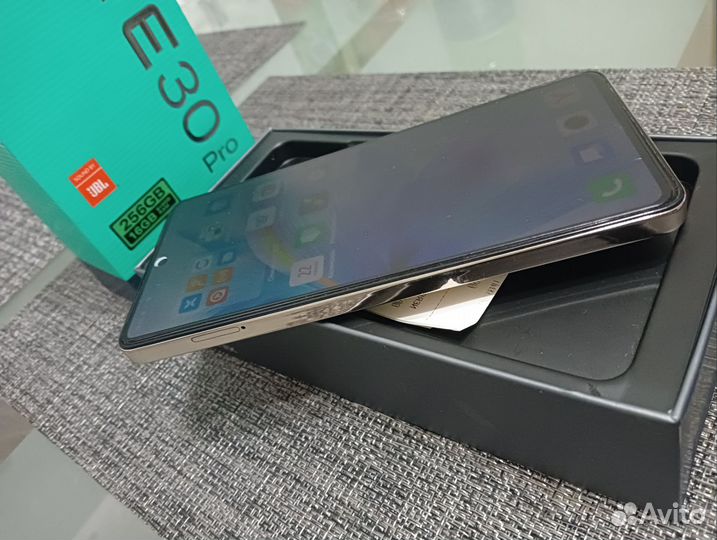 Infinix NOTE 30 Pro, 8/256 ГБ