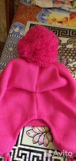Шапка весенняя для девочки новая