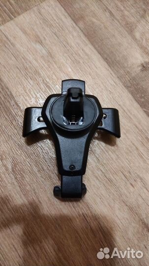 Держатель для телефона в машину