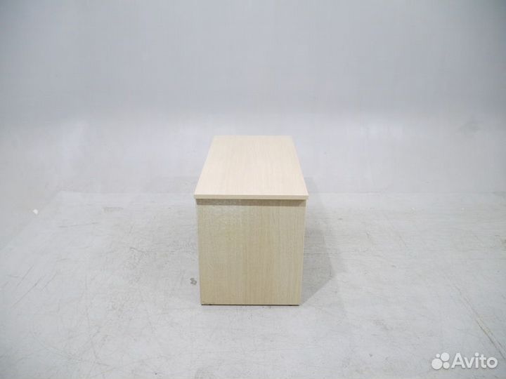 Стол письменный офисный