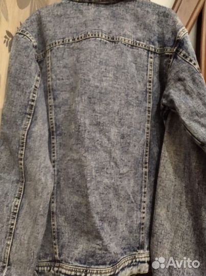 Джинсовая куртка