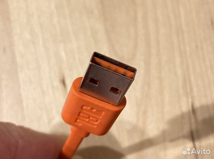 Кабель длч зарядки наушников jbl
