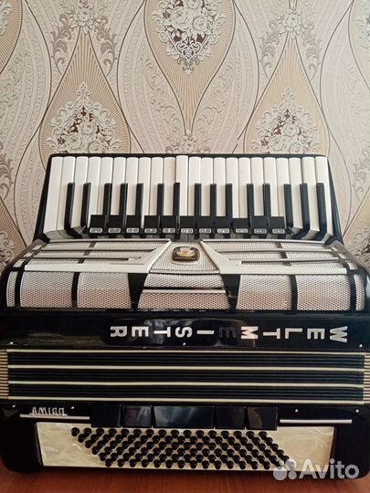 Аккордеон weltmeister amigo