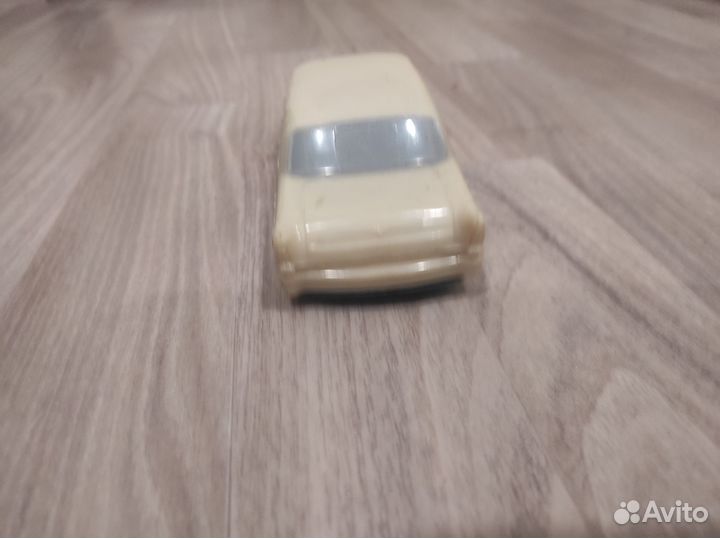 Игрушки из СССР машинки