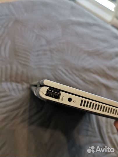 Hp pavilion x360 convertible i3-8130u/8gb/256gb