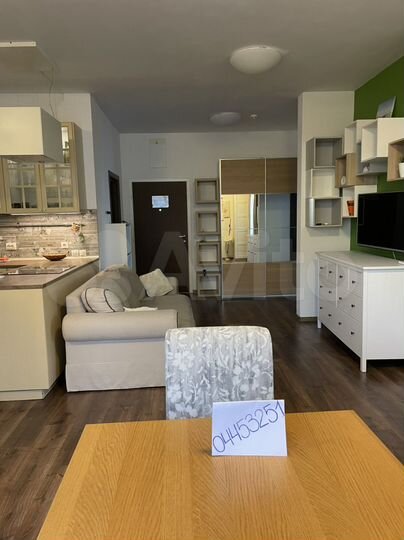 2-к. квартира, 78 м², 2/5 эт.