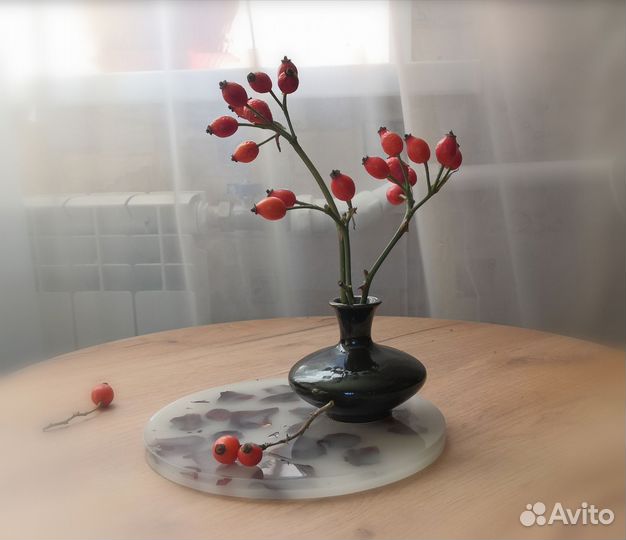 Декоративная подставка тарелка из эпоксидной смолы