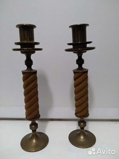 Пара подсвечников