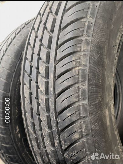 Yokohama Parada Spec-X 204ZR