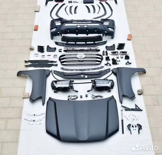 Land Cruiser 200 Комплект рестайлинга в 300 S1MY8